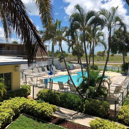 Arvilla Resort St. Pete Beach Exteriér fotografie